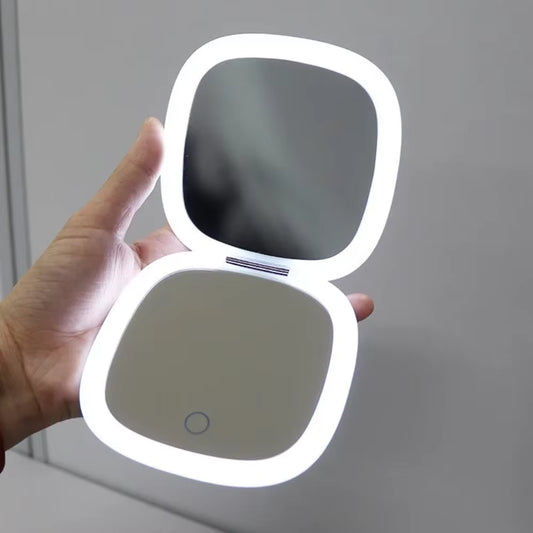 GlowMirror™ – Luz perfecta en cualquier lugar